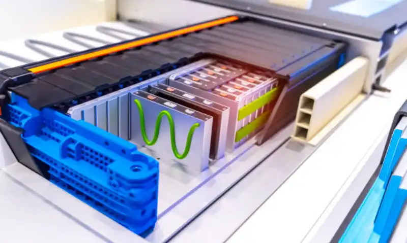 wiring batteries in parallel danger