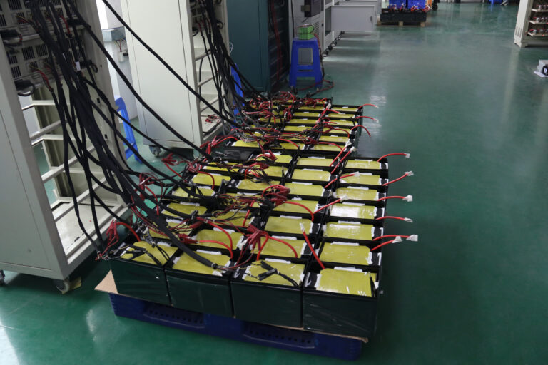 keheng 12v lithium battery in testing