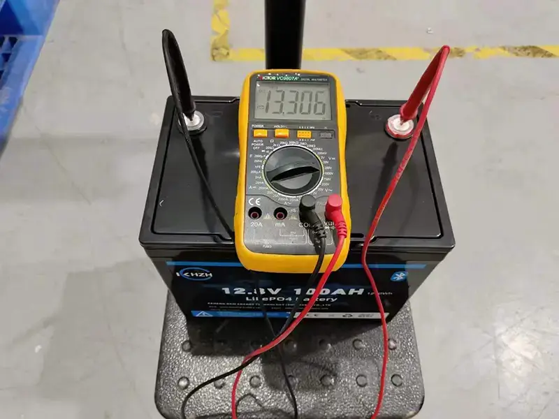 12V Batterie-Gleichstromausgang